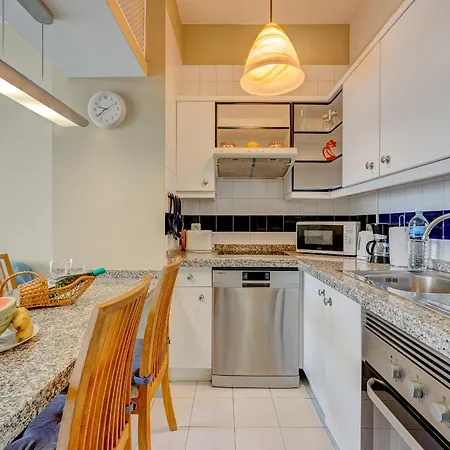 Apartment In Yucca Park