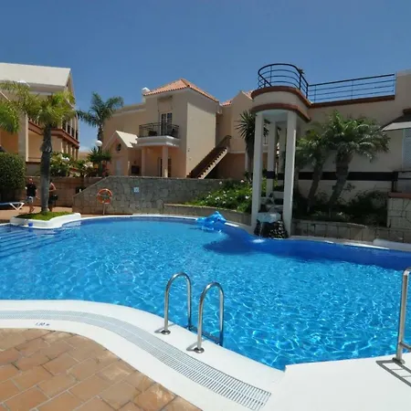 In Yucca Park Апартаменты Адехе